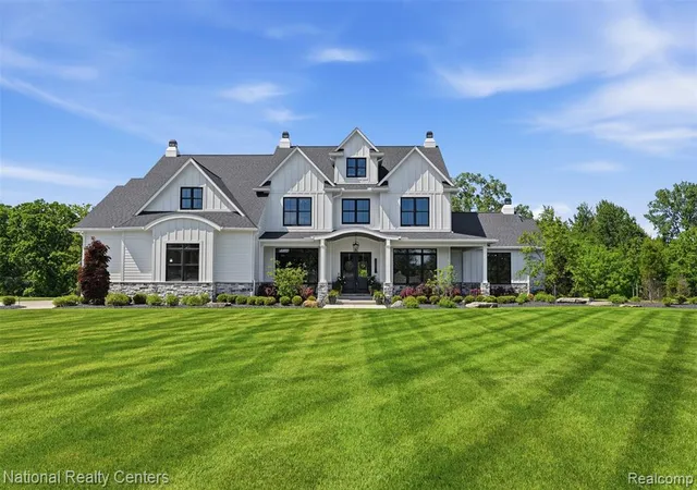 2nd image of 2853 7 Mile Rd, South Lyon, MI 48178 9617 | MLS# 61001292