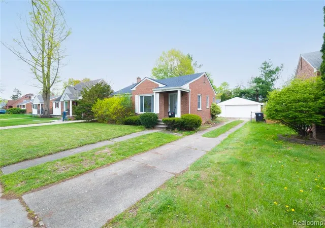 Homes for sale in Livonia, MI | 11316 Arcola St, Livonia, MI 48150 | MLS# 60963492