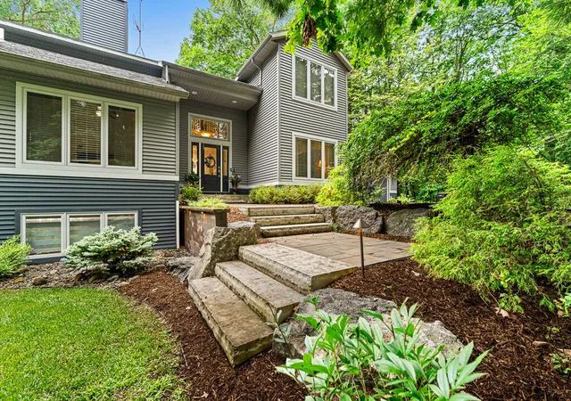 Photo 5 of Single family home for sale at 16275 Riley St, Holland, MI 49424 | MLS# 70552156 | Listing updated on 2026-09-04