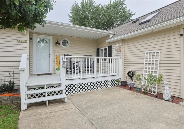 Photo 3 of Single family home for sale at 51770 Easy St, Paw Paw, MI 49079 | MLS# 70553450 | Listing updated on 2026-09-18