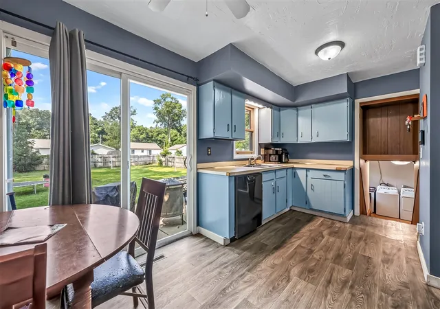 Photo 3 of Sale Pending at 5732 Colleen Ave, Muskegon, MI 49442 | MLS# 70549296 | Listing updated on 2026-08-31