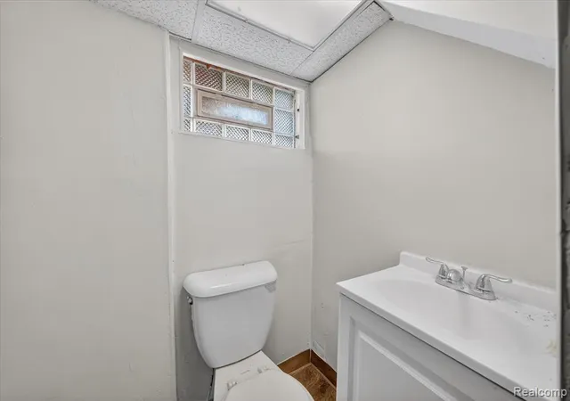 Homes for sale in Detroit, MI | 15888 Ohio St, Detroit, MI 48238 | MLS# 60973699
