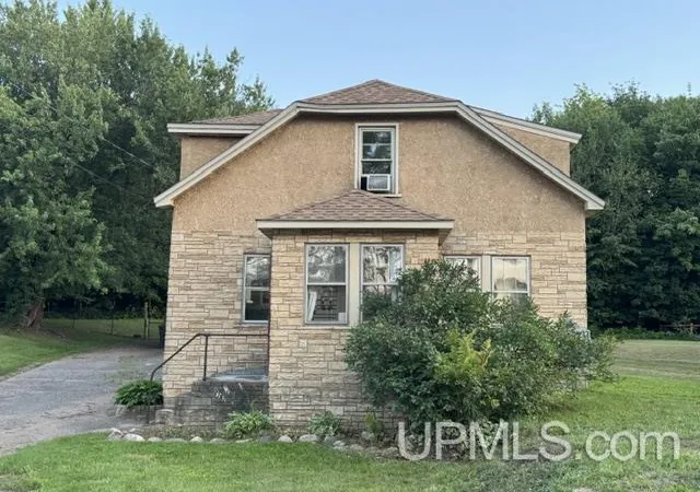 Photo 2 of Single family home for sale at 14 M35 Hwy, Negaunee, MI 49866 | MLS# 50216670 | Listing updated on 2026-09-02