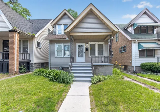 2nd image of 15906 Monica St, Detroit, MI 48238 1323 | MLS# 61006248