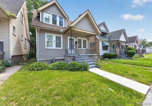 3rd image of 15906 Monica St, Detroit, MI 48238 1323 | MLS# 61006248