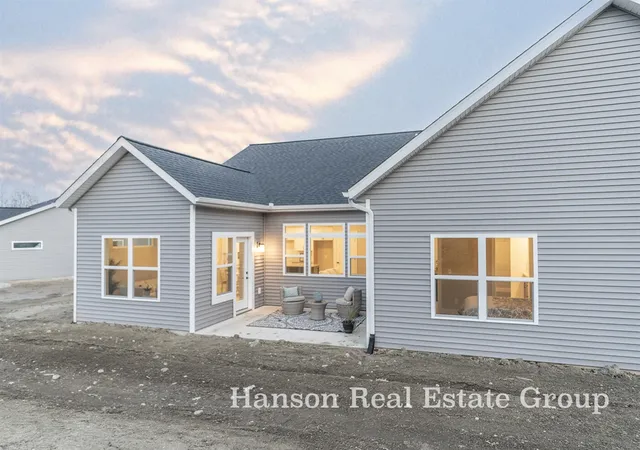 3rd image of 1397 Center Hill Rd #30, Lowell, MI 49331 | MLS# 70540773