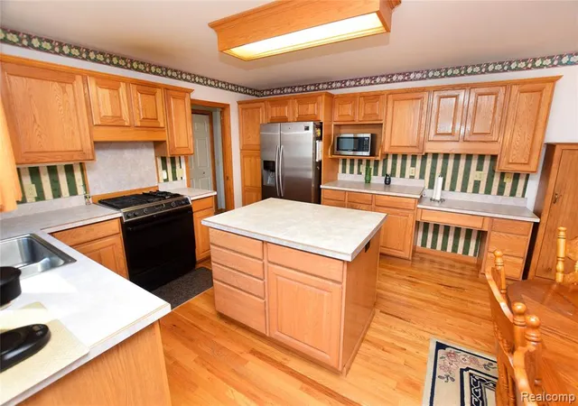 Homes for sale in Flushing, MI | 6476 Stonebrook Ln, Flushing, MI 48433 | MLS# 61008483