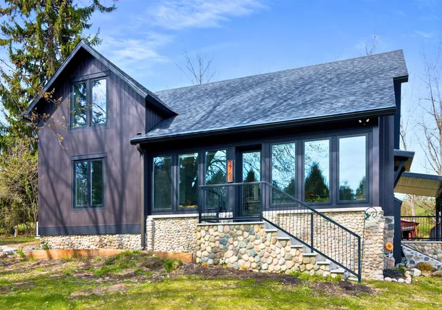 Homes for sale in Suttons Bay, MI | 2768 S Center Hwy, Suttons Bay, MI 49682 | MLS# 80067900