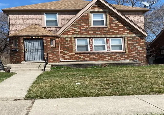 Photo 1 of Sale Pending at 10865 E Outer Dr, Detroit, MI 48224 | MLS# 40158207 | Listing updated on 2025-06-17