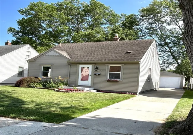 Homes for sale in Dearborn Heights, MI | 24127 Lehigh St, Dearborn Heights, MI 48125 | MLS# 70542779