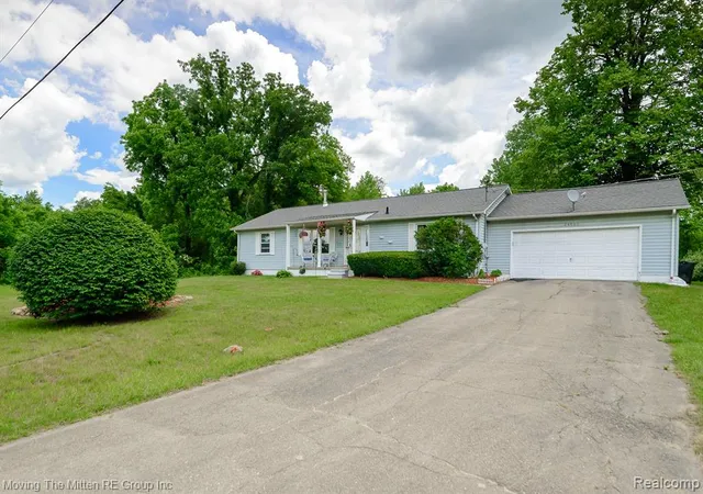 Homes for sale in Belleville, MI | 24567 Sherwood Rd, Belleville, MI 48111 | MLS# 61003253