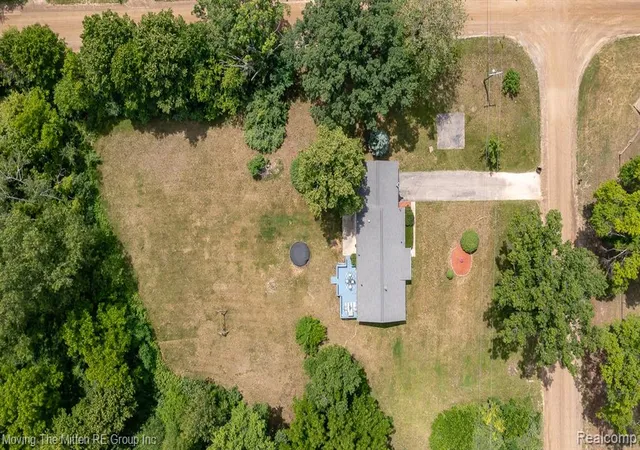 Homes for sale in Belleville, MI | 24567 Sherwood Rd, Belleville, MI 48111 | MLS# 61003253