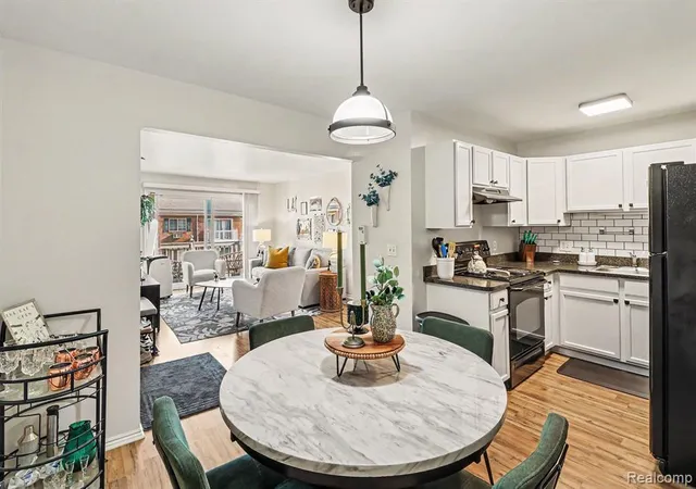 Homes for sale in Royal Oak, MI | 2440 Parmenter Blvd #204, Royal Oak, MI 48073 | MLS# 61000411