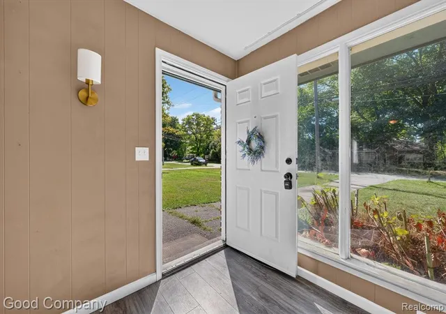 Photo 2 of Single family home for sale at 21004 Westover Ave, Southfield, MI 48075 7963 | MLS# 61024973 | Listing updated on 2026-09-11
