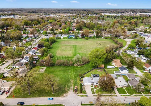 4th image of 1301 N Henry St, Bay City, MI 48706 | MLS# 50207250