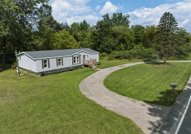 Photo 2 of Single family home for sale at 17651 Ritchie Ave, Sand Lake, MI 49343 | MLS# 70554315 | Listing updated on 2026-09-17