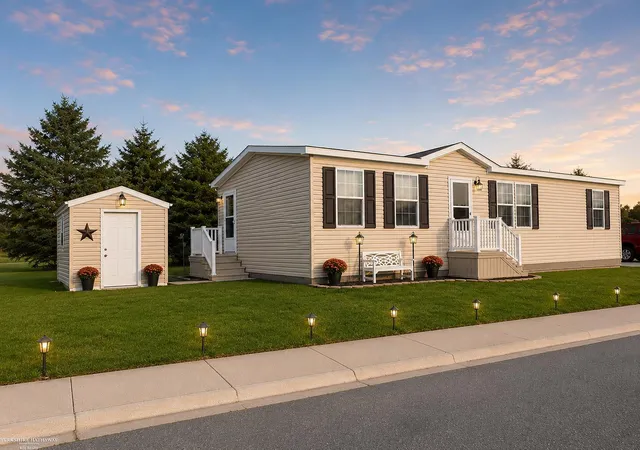 Photo 1 of Manufactured home for sale at 57574 Sawyer Ct, Lenox, MI 48048 | MLS# 50202064 | Listing updated on 2026-09-01