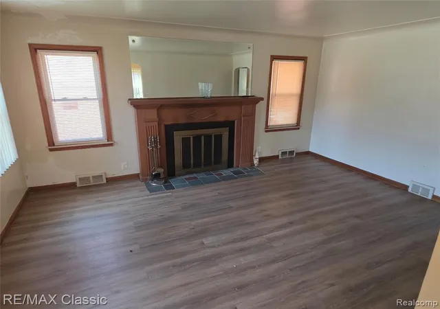 4th image of 17350 Annott St, Detroit, MI 48205 | MLS# 60987355