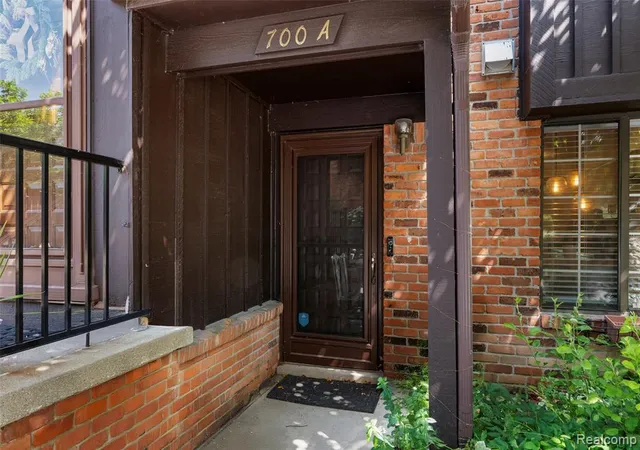 4th image of 700 S Brady Rd #A, Dearborn, MI 48124 | MLS# 61008546