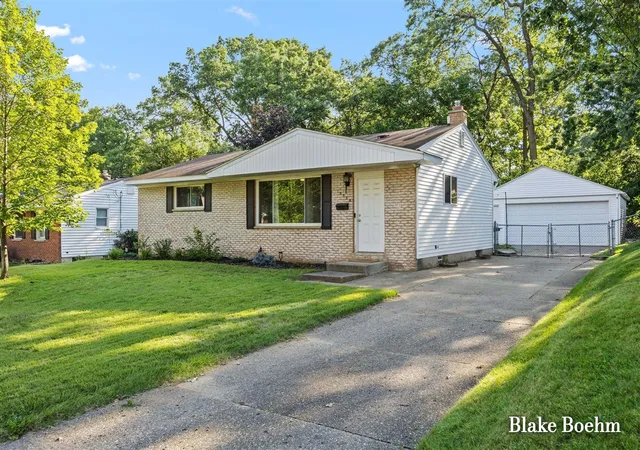 2nd image of 3930 Havana Ave, Wyoming, MI 49509 | MLS# 70553606