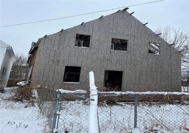 2nd image of 1480 Shipherd St, Detroit, MI 48214 2455 | MLS# 60964274