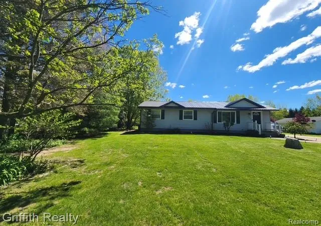 Homes for sale in Fowlerville, MI | 3148 Hogback Rd, Fowlerville, MI 48836 | MLS# 60992652