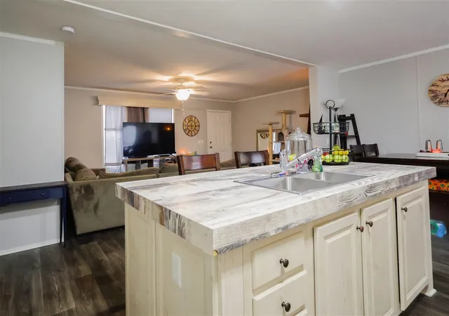 Photo 3 of Single family home for sale at 8900 Sassafras St, Kalamazoo, MI 49009 | MLS# 70502782 | Listing updated on 2026-04-16