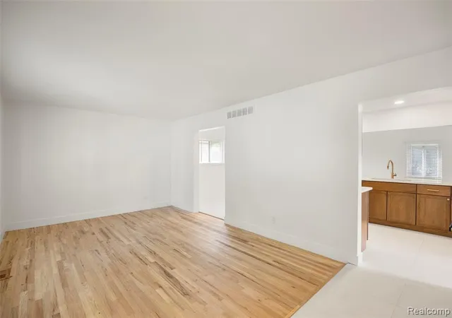 Photo 3 of Sale Pending at 14631 Labelle St, Oak Park, MI 48237 1149 | MLS# 61008969 | Listing updated on 2026-10-30
