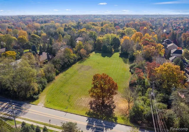 Photo 3 of Land for sale at 700 E Sq Lake Rd, Bloomfield Hills, MI 48304 | MLS# 61004630 | Listing updated on 2026-07-07