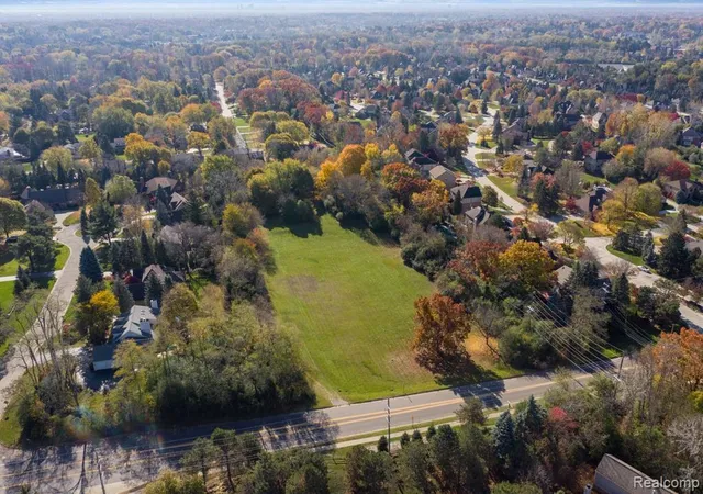 Photo 4 of Land for sale at 700 E Sq Lake Rd, Bloomfield Hills, MI 48304 | MLS# 61004630 | Listing updated on 2026-07-07