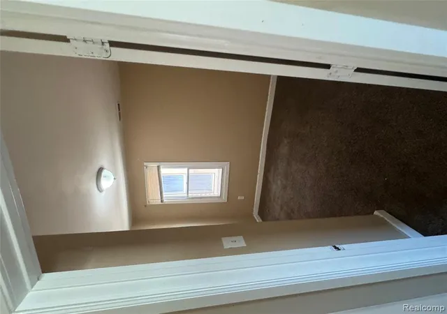 Photo 3 of Sale Pending at 3421 Hammond St, Detroit, MI 48210 3050 | MLS# 61009945 | Listing updated on 2026-10-30