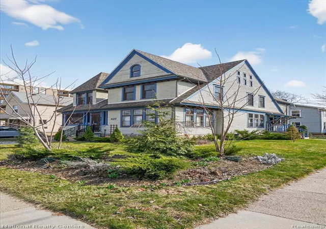 Homes for sale in Lansing, MI | 427 W Shiawassee St, Lansing, MI 48933 | MLS# 60983972