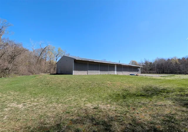 Photo 3 of Sale Pending at 31160 77 1/2 St, Covert, MI 49043 | MLS# 70528567 | Listing updated on 2026-05-18