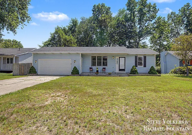 Homes for sale in Holland, MI | 254 Elemeda St, Holland, MI 49424 | MLS# 70544510