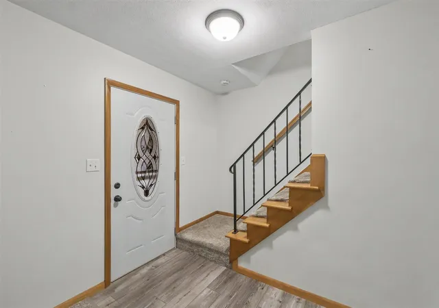 4th image of 4380 Knickerbocker Ct, Wyoming, MI 49519 | MLS# 70547161