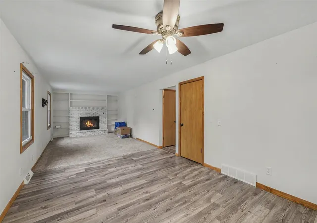 5th image of 4380 Knickerbocker Ct, Wyoming, MI 49519 | MLS# 70547161