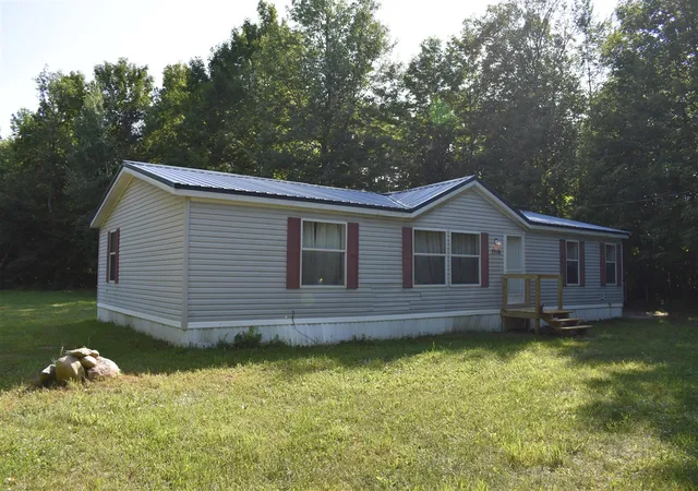 Photo 3 of Single family home for sale at 7516 Covert Rd, Mancelona, MI 49659 | MLS# 70554170 | Listing updated on 2026-08-28