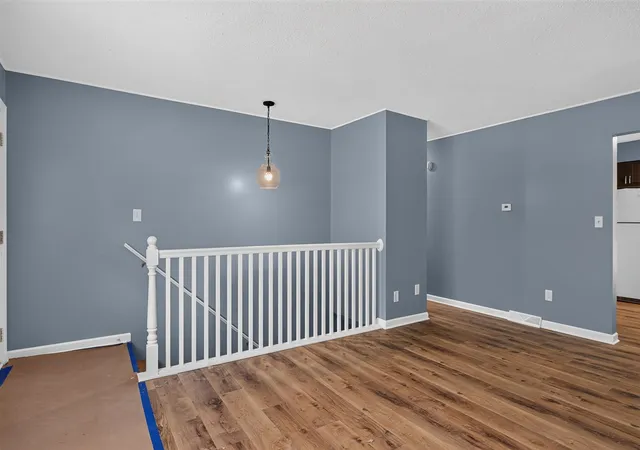 Photo 3 of Sale Pending at 2141 Shangrai La Dr, Grand Rapids, MI 49508 | MLS# 70545735 | Listing updated on 2026-07-31