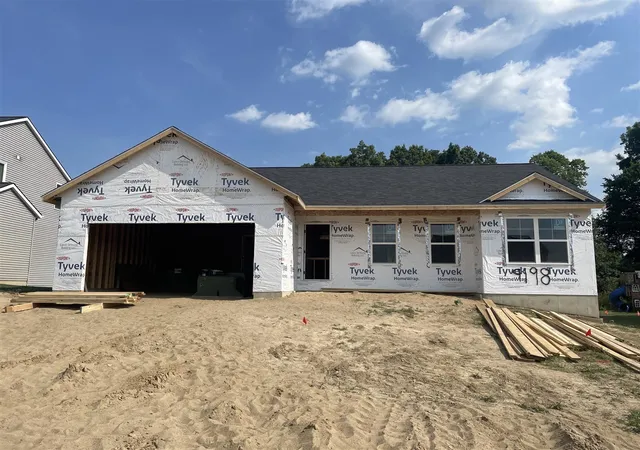 1st image of 9198 Shimano Dr, Portland, MI 48875 | MLS# 70533898