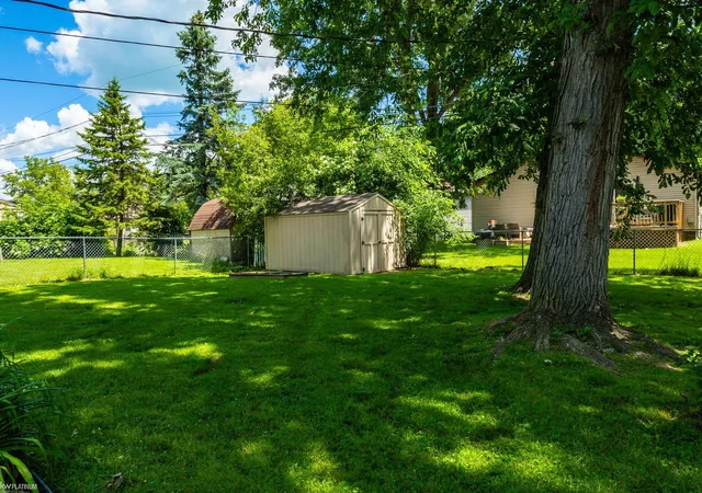 Homes for sale in Harrison Township, MI | 39574 Detroit St, Harrison Township, MI 48045 | MLS# 50212179
