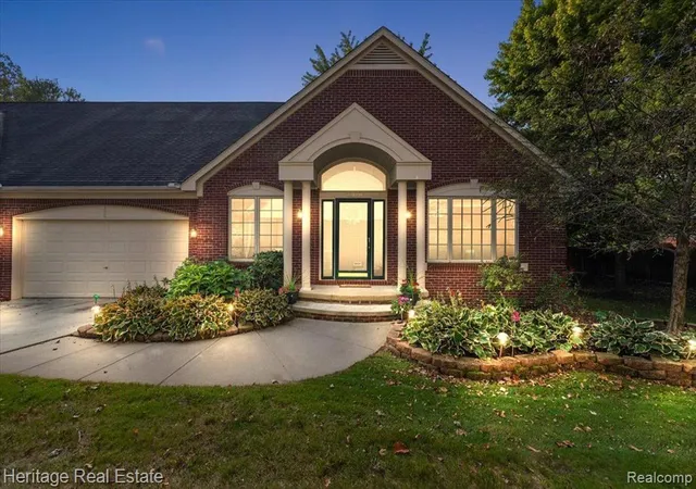1st image of 16400 Ventura Cir, Clinton Township, MI 48038 | MLS# 60345006