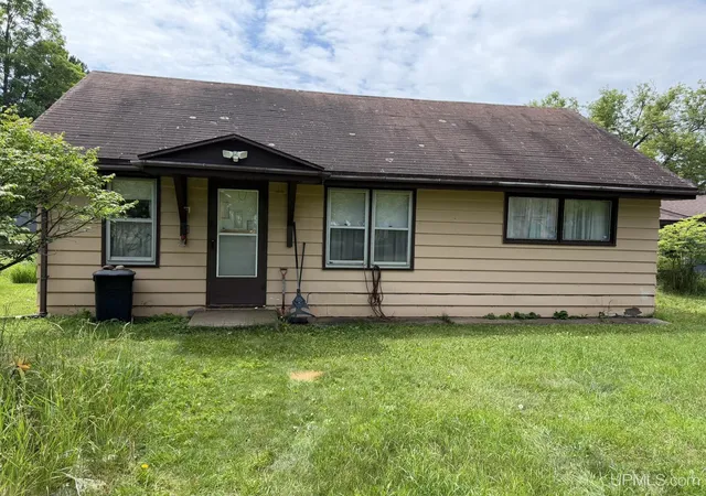 Homes for sale in Kingsford, MI | 628 Henford Ave, Kingsford, MI 49802 | MLS# 50214333