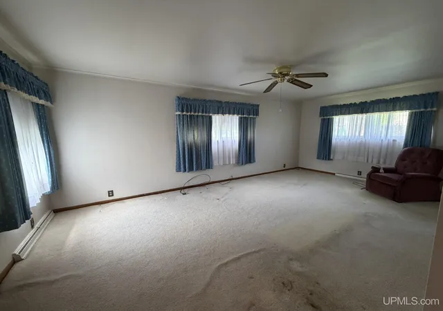 Homes for sale in Kingsford, MI | 628 Henford Ave, Kingsford, MI 49802 | MLS# 50214333