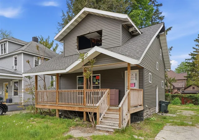 Homes for sale in Muskegon, MI | 1771 Sanford St, Muskegon, MI 49441 | MLS# 70538741