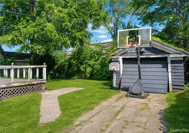 Photo 47 of Single family home for sale at 154 Moss St, Highland Park, MI 48203 | MLS# 61018601 | Listing updated on 2026-08-26