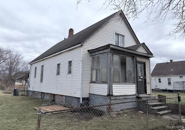 Homes for sale in Detroit, MI | 6264 Holcomb St, Detroit, MI 48213 | MLS# 60997267