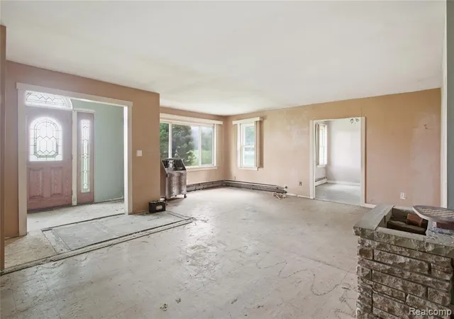Homes for sale in Plymouth, MI | 48441 N Territorial Rd, Plymouth, MI 48170 | MLS# 61004581
