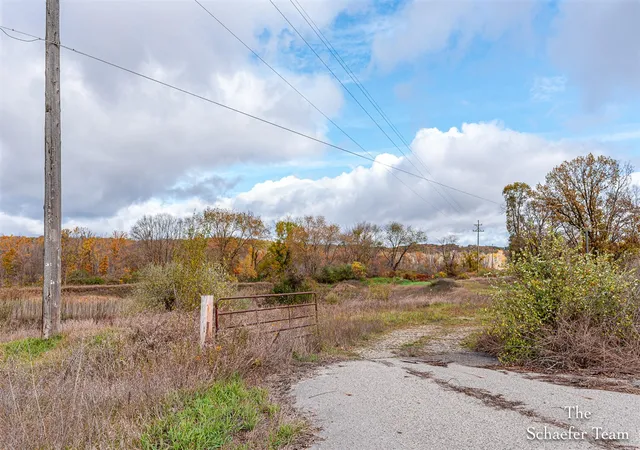 2nd image of 7758 Riverside Dr, Saranac, MI 48881 | MLS# 70544632