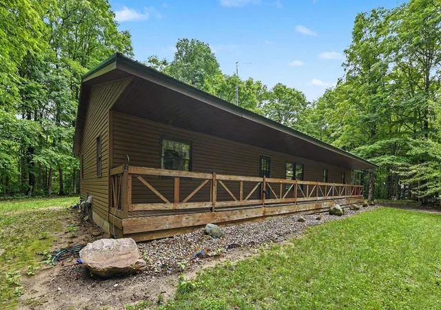 Homes for sale in Lake City, MI | 444 Westlane Dr, Lake City, MI 49651 | MLS# 80070941