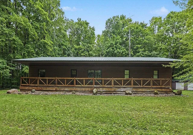 Homes for sale in Lake City, MI | 444 Westlane Dr, Lake City, MI 49651 | MLS# 80070941